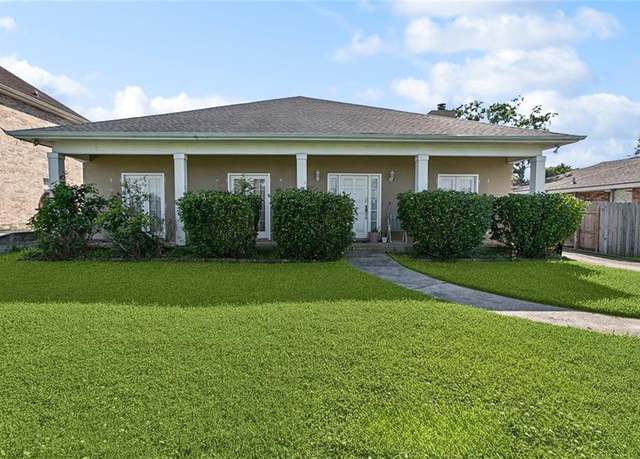 Property at 3011 Memorial Park Dr, New Orleans, LA 70114, 3 beds, 2 baths