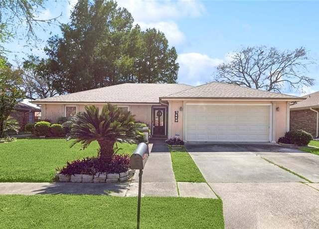 Property at 7440 Seven Oaks Rd, New Orleans, LA 70128, 3 beds, 2 baths