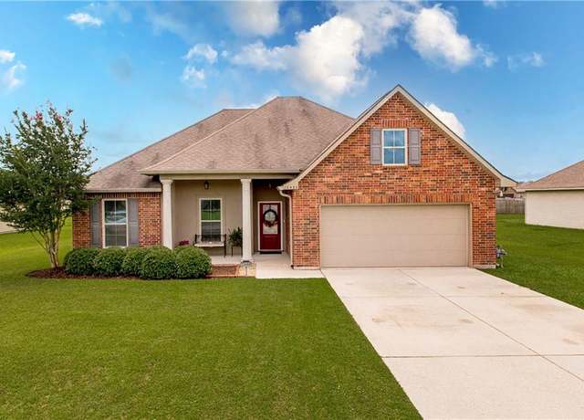 Property at 20488 Providence Park Blvd, Hammond, LA 70401, 4 beds, 2 baths