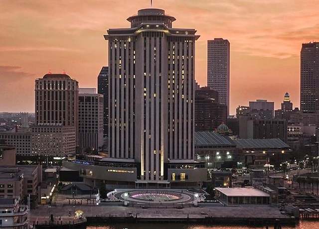 Property at 2 Canal St #2201, New Orleans, LA 70130, 2 beds, 2.5 baths