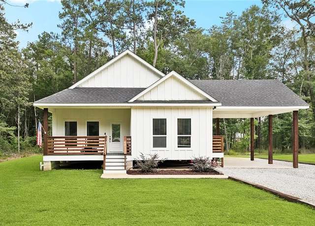 Property at 19480 N 3rd St, Covington, LA 70433, 4 beds, 2.5 baths