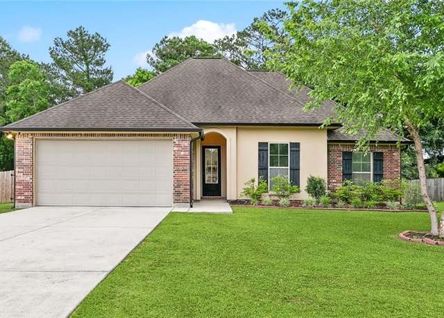 Property at 130 Palm Beach Blvd, Madisonville, LA 70447, 4 beds, 2 baths
