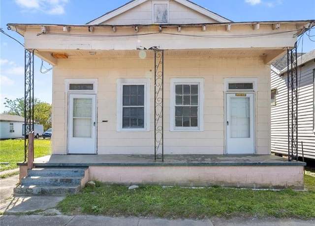 Property at 214 Richard St, Gretna, LA 70053, 2 beds, 1 bath