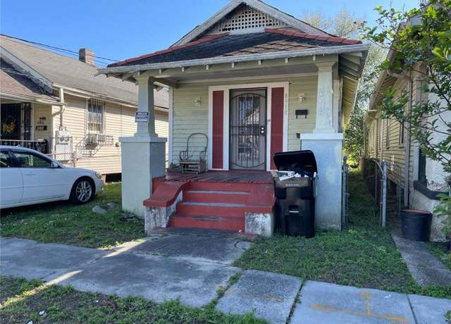 Property at 8910 Apple St, New Orleans, LA 70118, 2 beds, 1 bath