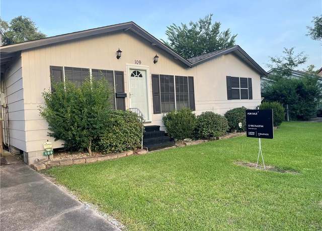 Property at 109 Rosewood Dr, Houma, LA 70360, 3 beds, 1 bath