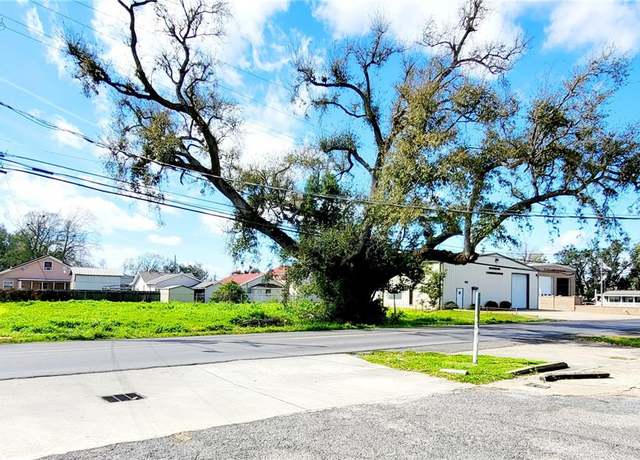 Property at 117 St. Rose Ave, St Rose, LA 70087