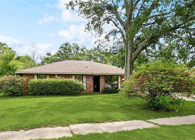Property at 13504 Morvant Rd, Baker, LA 70714, 3 beds, 2.5 baths