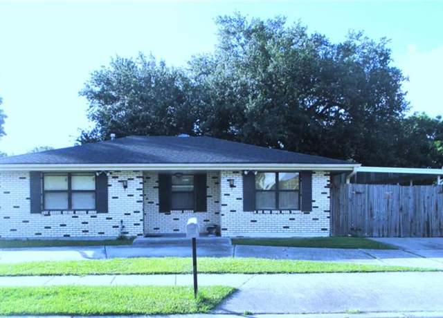 Property at 2108 Colonial Blvd, Violet, LA 70092, 4 beds, 2.5 baths