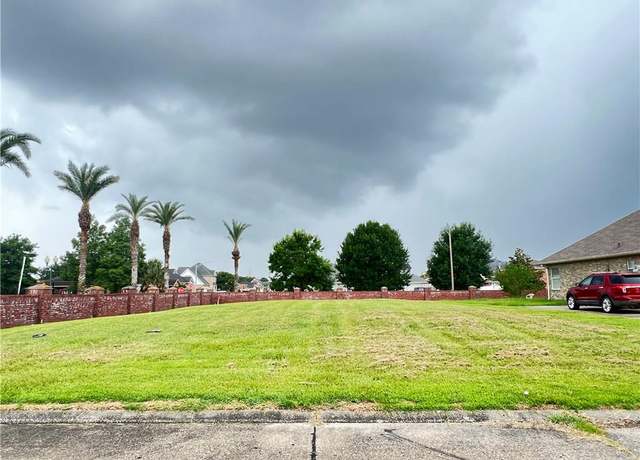 Property at 5083 W Saint Andrews Cir, New Orleans, LA 70128