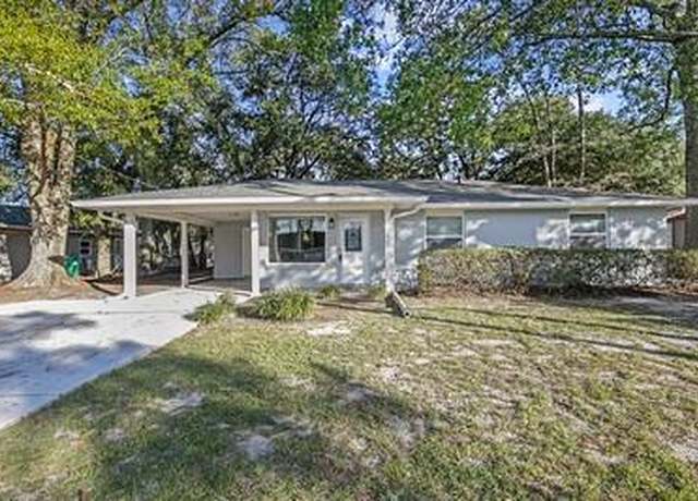 Property at 1492 W Hall Ave, Slidell, LA 70460, 3 beds, 2 baths