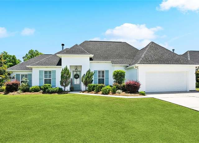 Property at 679 Weston Way, Covington, LA 70433, 5 beds, 3 baths
