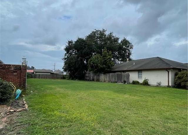 Property at 4717 N Park Dr, Metairie, LA 70001