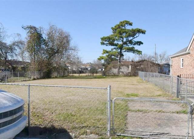Property at 1320 Reynes St, New Orleans, LA 70117