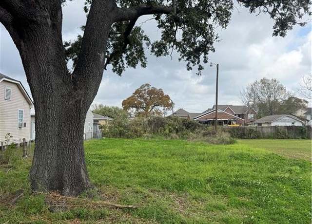 Property at 4419 Prairie St, Metairie, LA 70001