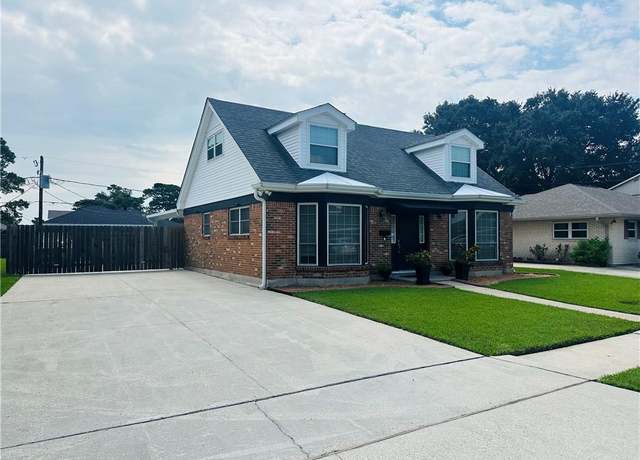 Property at 745 Goucher St, Terrytown, LA 70056, 3 beds, 2.5 baths