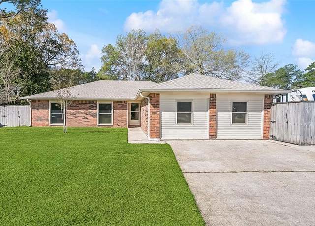 Property at 155 Timbers Dr, Slidell, LA 70458, 3 beds, 2 baths