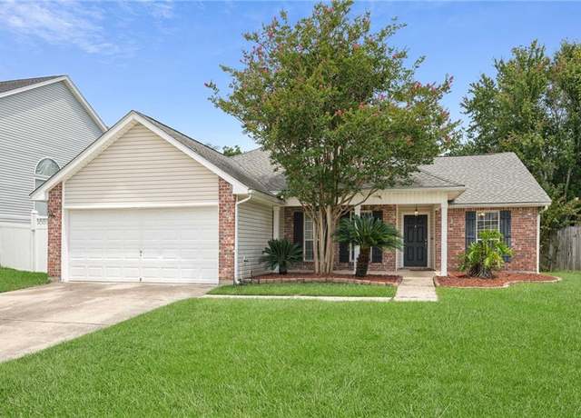 Property at 1032 Sterling Oaks Blvd, Slidell, LA 70461, 4 beds, 2 baths
