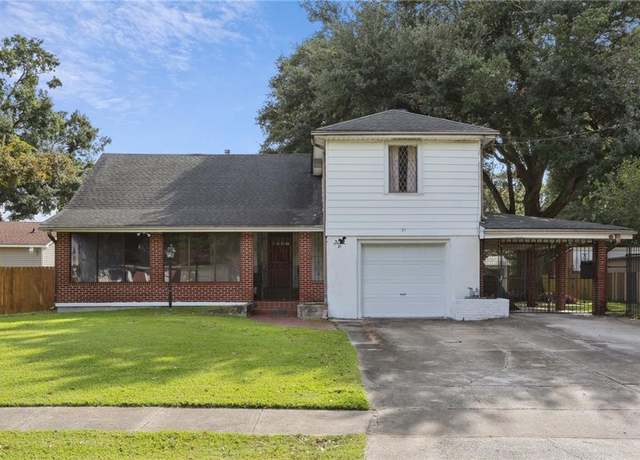 Property at 21 Holly Dr, Gretna, LA 70053, 3 beds, 2.5 baths