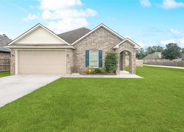 Property at 16138 Derry St, Ponchatoula, LA 70454, 3 beds, 2 baths