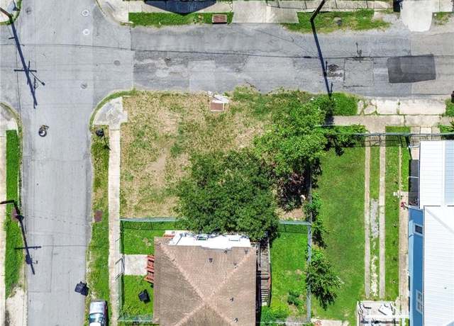 Property at 3526 N Prieur St, New Orleans, LA 70117