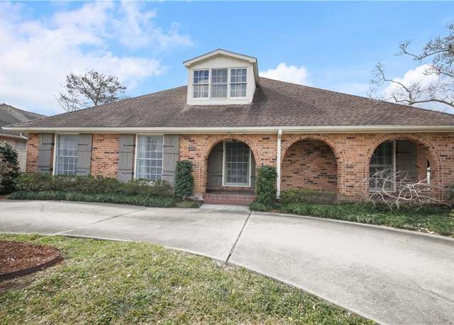 Property at 3608 Cleveland Pl, Metairie, LA 70003, 5 beds, 3.5 baths