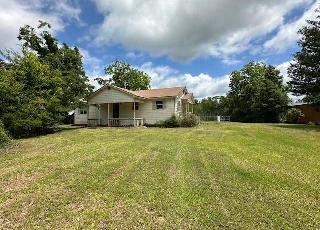 Property at 44373 Elmer Magee Rd, Franklinton, LA 70438, 3 beds, 2 baths