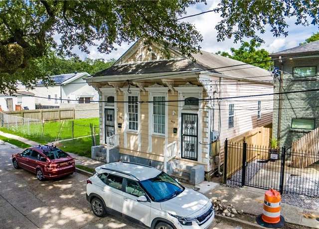 Property at 2117 19 Danneel St, New Orleans, LA 70113, 6 beds, 2 baths