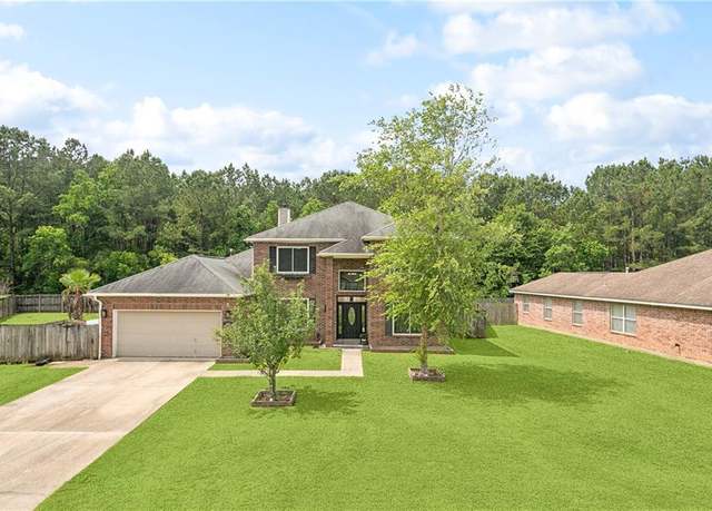 Property at 107 Penn Mill Lakes Blvd, Covington, LA 70435, 5 beds, 3.5 baths