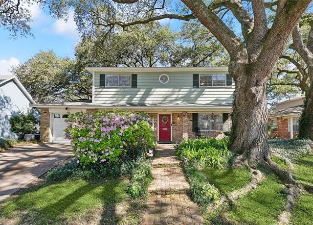 Property at 5730 Pembrook Dr, New Orleans, LA 70131, 4 beds, 2.5 baths
