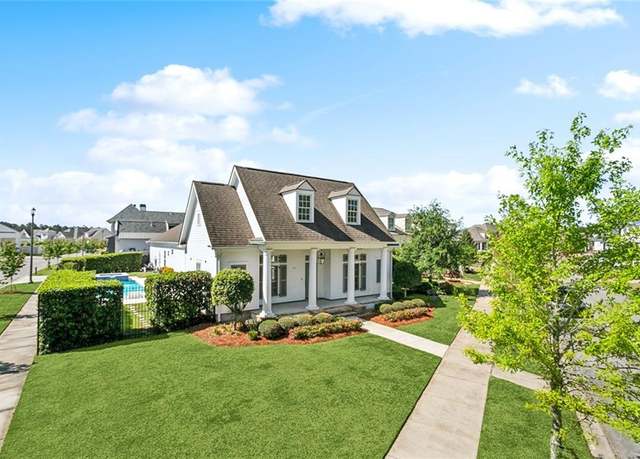 Property at 892 Chretien Point Ave, Covington, LA 70433, 3 beds, 3.5 baths