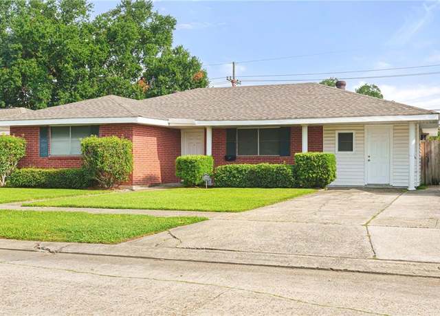 Property at 1945 Green Oaks Dr, Gretna, LA 70056, 3 beds, 2 baths