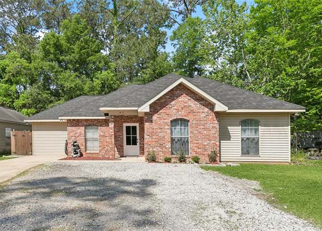 Property at 41 Rex Ave, Madisonville, LA 70447, 3 beds, 2 baths