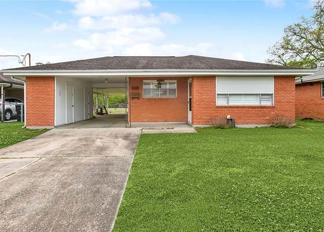 Property at 118 Ravey St, Belle Chasse, LA 70037, 3 beds, 2 baths
