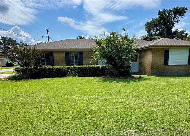 Property at 147 Broussard Dr, La Place, LA 70068, 3 beds, 2 baths