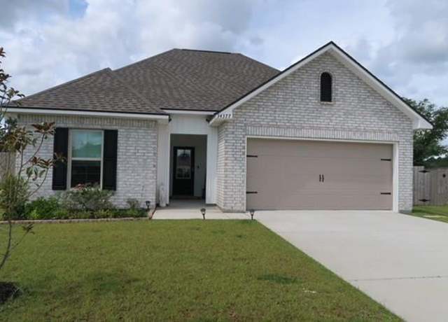 Property at 34377 Campana Ln, Slidell, LA 70460, 3 beds, 2 baths