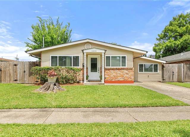 Property at 2305 Generes Dr, Harahan, LA 70123, 3 beds, 3 baths