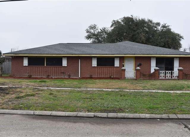 Property at 1668 2nd St, Lutcher, LA 70071, 5 beds, 3 baths