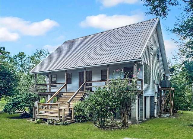 Property at 58331 Jefferson Ave, Slidell, LA 70460, 4 beds, 2.5 baths