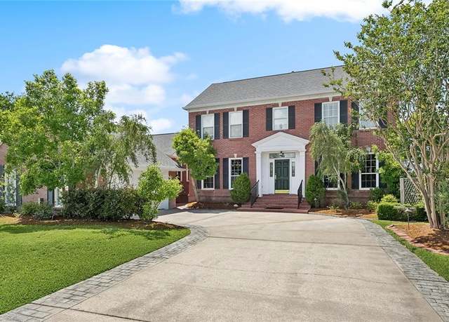 Property at 8 La Quinta Dr, Slidell, LA 70458, 4 beds, 3 baths
