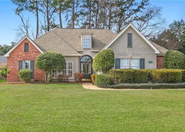 Property at 1449 Sycamore Pl, Mandeville, LA 70448, 4 beds, 3 baths