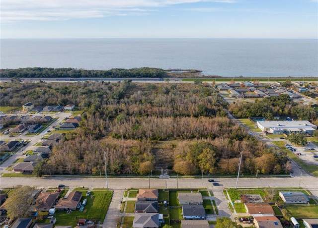 Property at 14101 Curran Blvd, New Orleans, LA 70128