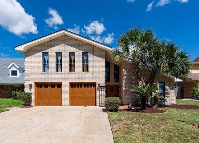 Property at 411 Charles Ct, Slidell, LA 70458, 4 beds, 3 baths