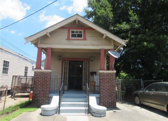 Property at 8719 Fig St, New Orleans, LA 70118, 3 beds, 2 baths