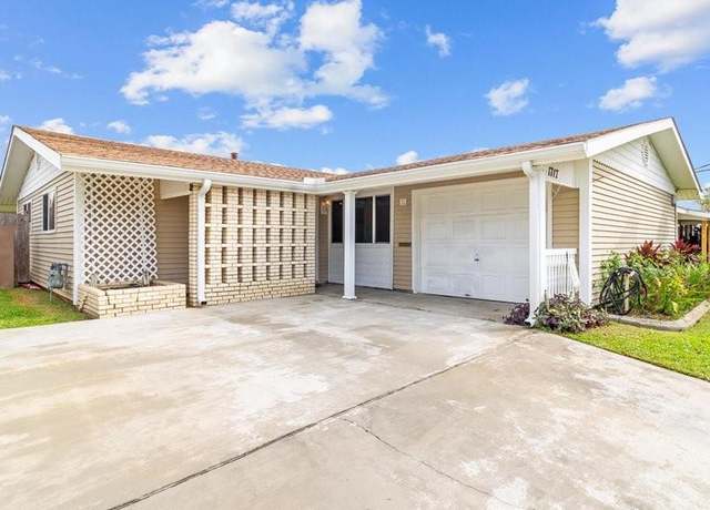 Property at 1717 Generes Dr, Harahan, LA 70123, 3 beds, 2 baths
