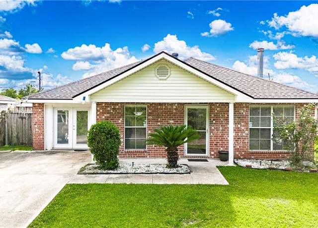 Property at 717 Magnolia Ave, La Place, LA 70068, 3 beds, 2 baths