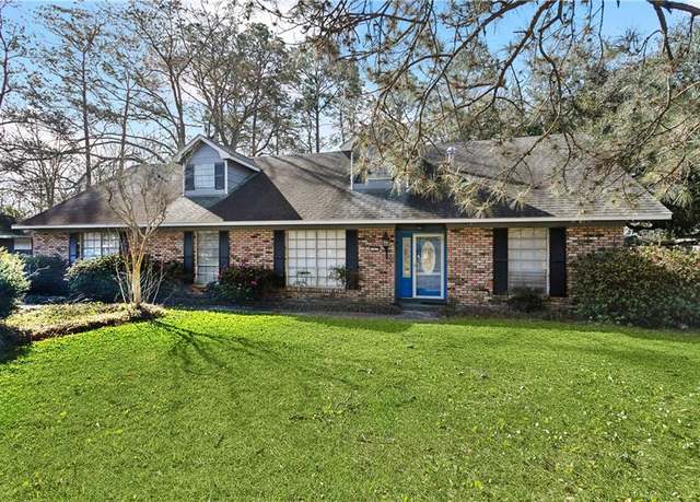 Property at 327 Landon Dr, Slidell, LA 70458, 5 beds, 2.5 baths