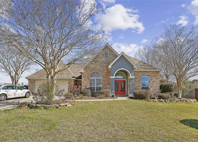 Property at 208 Annette Dr, Slidell, LA 70458, 4 beds, 2 baths