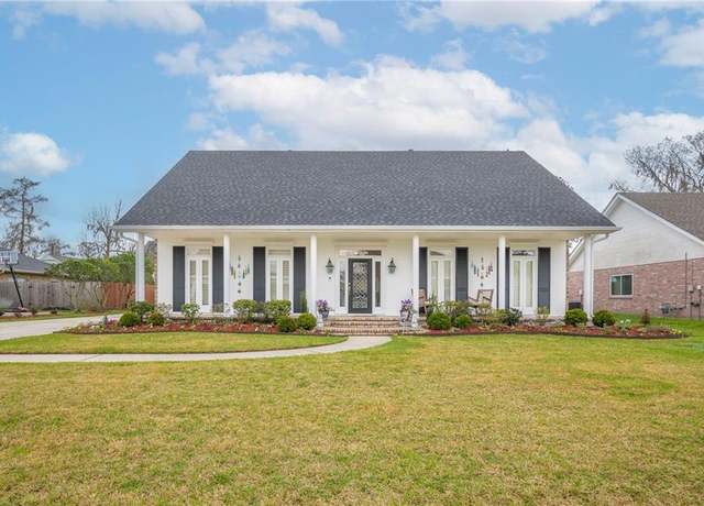 Property at 46 Belle Grove Dr, Destrehan, LA 70047, 4 beds, 3 baths