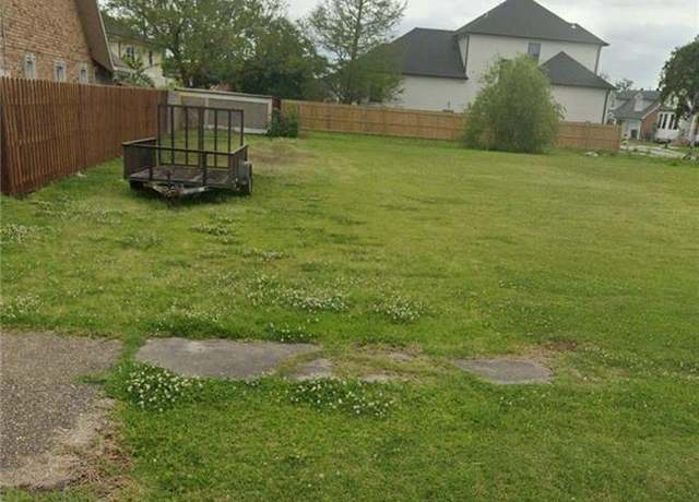 Property at 3805 Jean Lafitte Pkwy, Chalmette, LA 70043