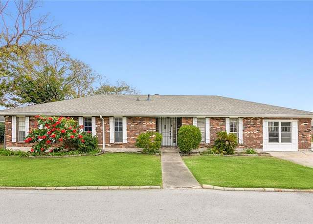 Property at 1001 Dumaine St, Metairie, LA 70005, 3 beds, 2 baths